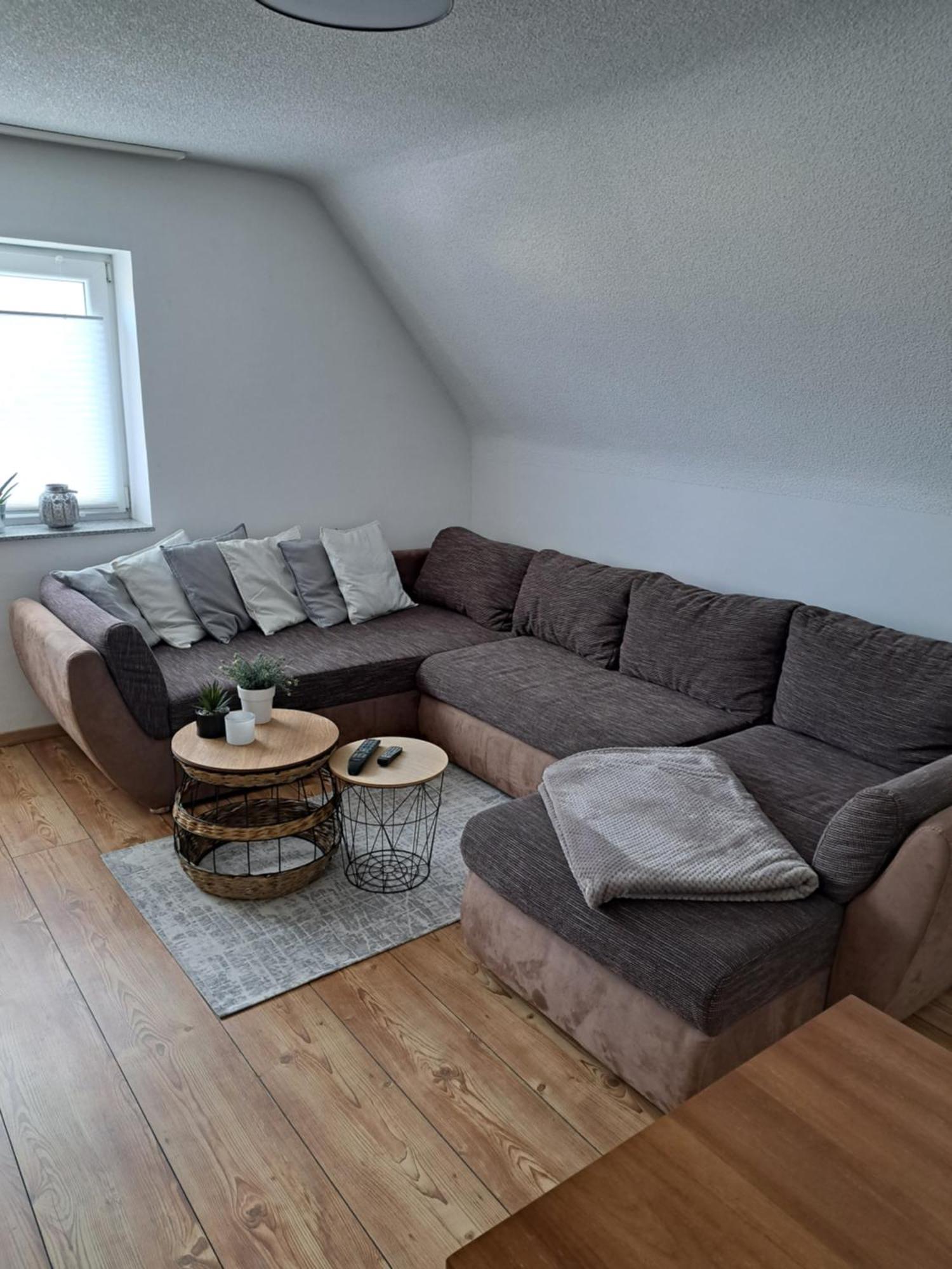 Wunderschoenes 2 Zimmer Apartment Inkl. Parkplatz Asbach  Exterior foto